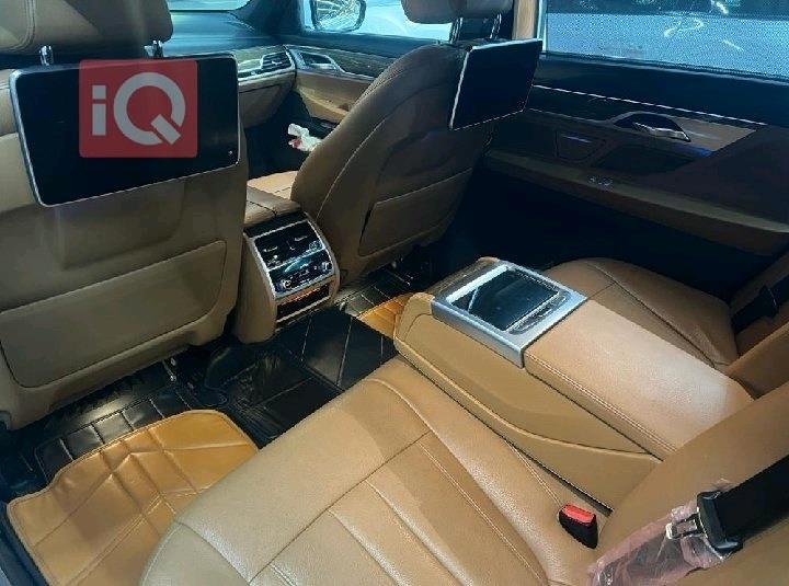 بي ام دبليو الفئة 7